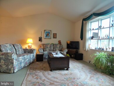 495 Yale Dr, King of Prussia, PA 19406 - photo 2