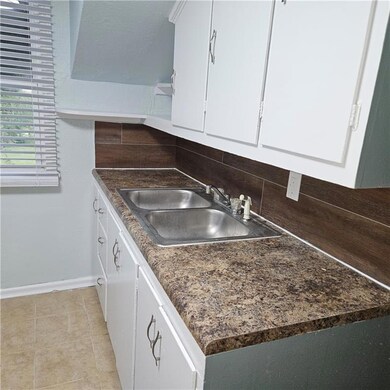 2022 S Hedges Ave, Independence, MO 64052 - photo 5