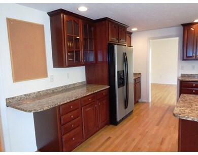 252 Read St, Attleboro, MA 02703 - photo 7