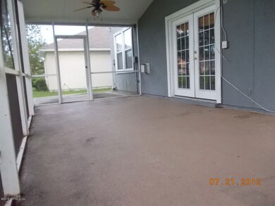 Screen porch