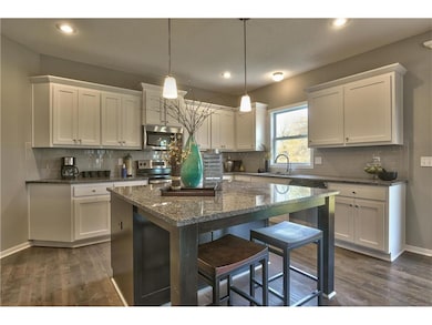 5132 Meadowlark Dr, Shawnee, KS 66226 - photo 7