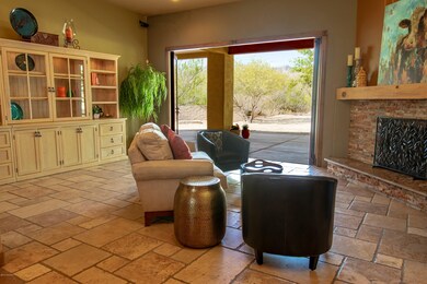 STETSONLiving room 1.jg