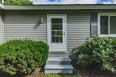 374 W Elm St, Yarmouth, ME 04096 - photo 3