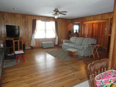 422 Deer Trail Dr, Thornville, OH 43076 - photo 6