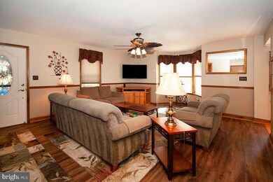 402 Barnsboro Rd, Sewell, NJ 08080 - photo 2