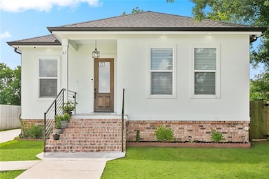 67 W Claiborne Square, Chalmette, LA 70043 - photo 2