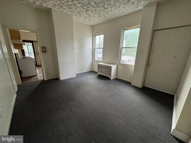 1016 Pine St unit 1, Darby, PA 19023 - photo 4