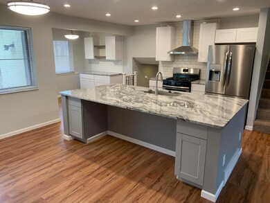 1878 Knollridge Ct, Columbus, OH 43229 - photo 2