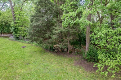 222 S Pike-12