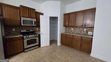 2275 Copper Trail Ln, Buford, GA 30519 - photo 3