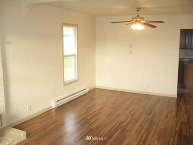 937 SW 20th St, Chehalis, WA 98532 - photo 3