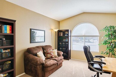 2854 E Shady Spring-5