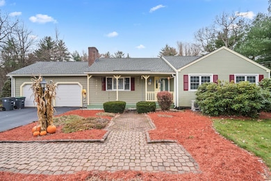 29 Golden Gate Dr, Hooksett, NH 03106 - photo 4