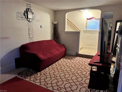 874 Fried St, Akron, OH 44320 - photo 2