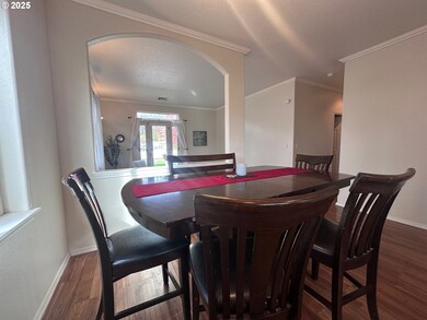 5782 Montclaire Way, Springfield, OR 97478 - photo 7