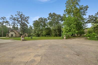 1251 Trailwood Estates Dr, Magnolia, TX 77354 - photo 2