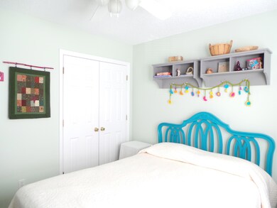 1081 Cobblestone Blvd 015