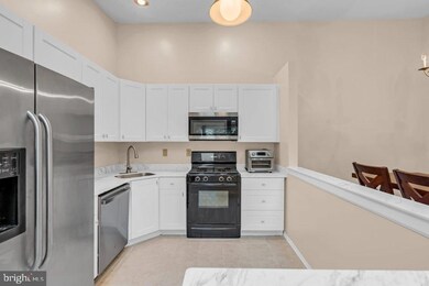 66 Iroquois Dr unit 24, Galloway, NJ 08205 - photo 4