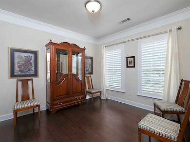 Formal living room/sitting room