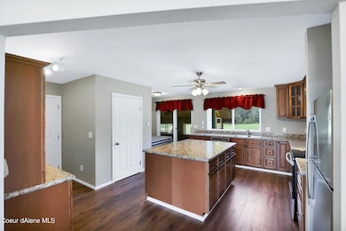 Right Kitchen