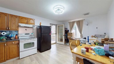 79 Rivulet St, Woonsocket, RI 02895 - photo 7