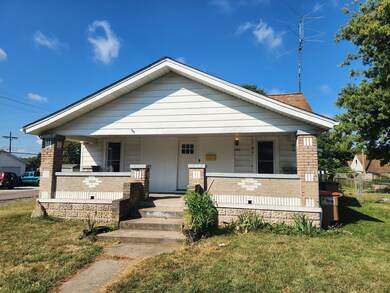 242 Hege Ave, Columbus, IN 47201 - photo 2