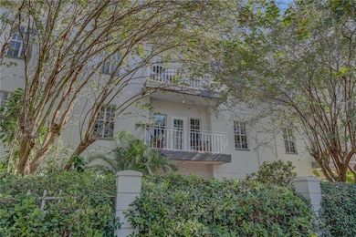 2314 S Clewis Ct unit 204, Tampa, FL 33629 - photo 3