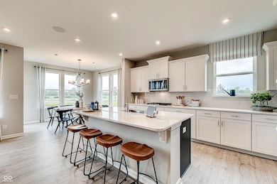 7343 Deerberg Dr, Indianapolis, IN 46259 - photo 5