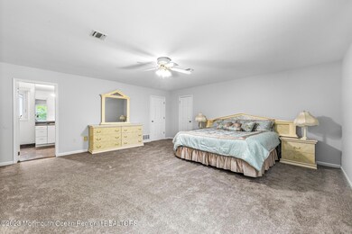 2 Leitrim Ln, Hazlet, NJ 07730 - photo 4