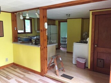 Dining/Kitchen