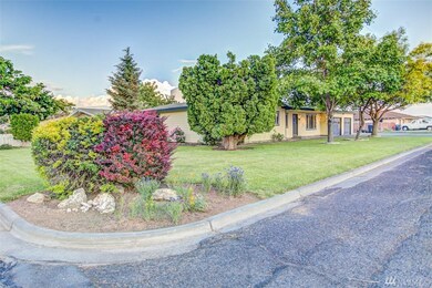 615 S 12th Ave, Othello, WA 99344 - photo 6