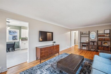 4046 39th Place, Des Moines, IA 50310 - photo 6