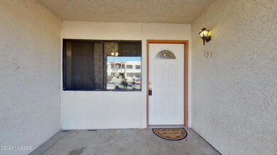 455-W-Kelso-St-front door1