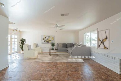 Staged1 2933 N 88th Dr