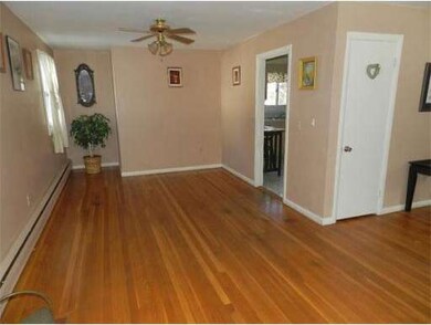 32 Stoneleigh Rd, Worcester, MA 01606 - photo 4