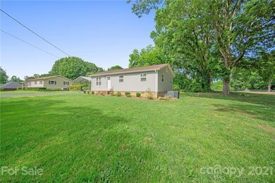 103 Fieldcrest Dr, Stanfield, NC 28163 - photo 4