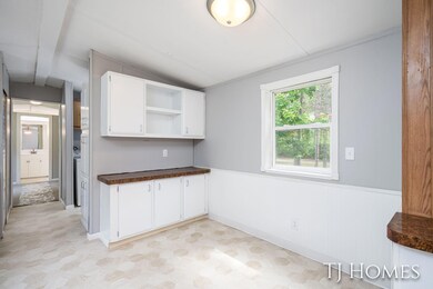 22-web-or-mls-3010 E 96th St-22