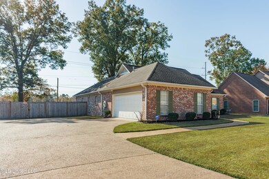 306 Kirkwood Dr, Clinton, MS 39056 - photo 4