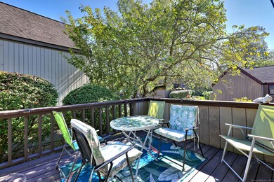 736 Quinnipiac Ln unit B, Stratford, CT 06614 - photo 6