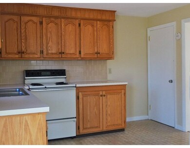 31 Patty Ln, Northborough, MA 01532 - photo 3