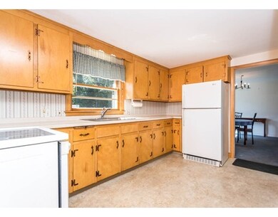 14 Oakley Ln, Waltham, MA 02452 - photo 5