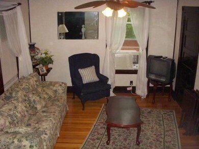 Hardwood floors and ceiling fans are...