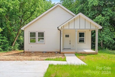1003 Brown Summit Ave, Statesville, NC 28677 - photo 2
