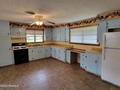 4539 Young Ln, Lake Charles, LA 70605 - photo 6