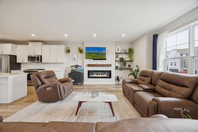 13485 Territorial Cir N, Maple Grove, MN 55369 - photo 5