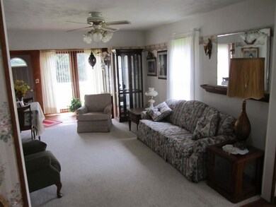 224 W Pendle St, South Bend, IN 46637 - photo 4