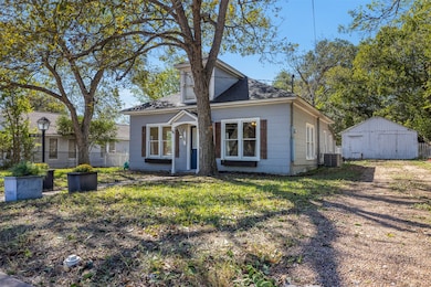 641 N Franklin St, La Grange, TX 78945 - photo 5
