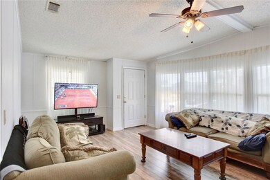 919 Periwinkle Cir, Sebastian, FL 32976 - photo 5