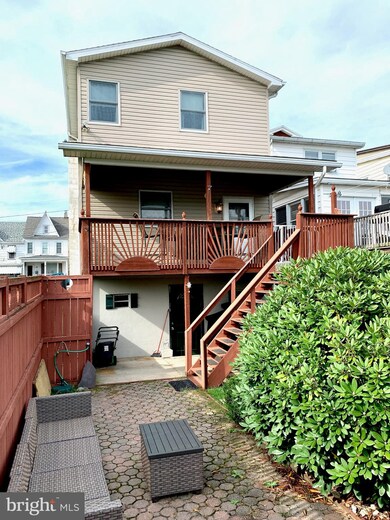 404 E Union St, Tamaqua, PA 18252 - photo 3