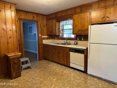 309 S Shields Ln, Natchez, MS 39120 - photo 4